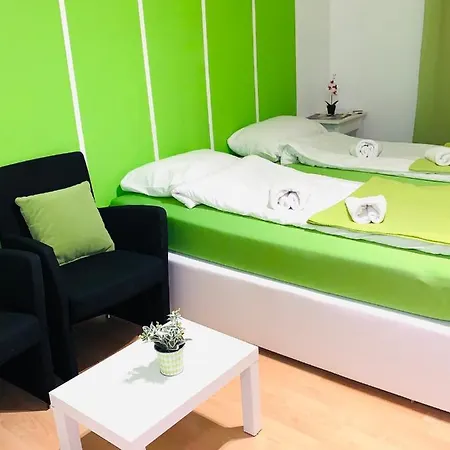 Modern 74 Central Location With Parking Apartamento